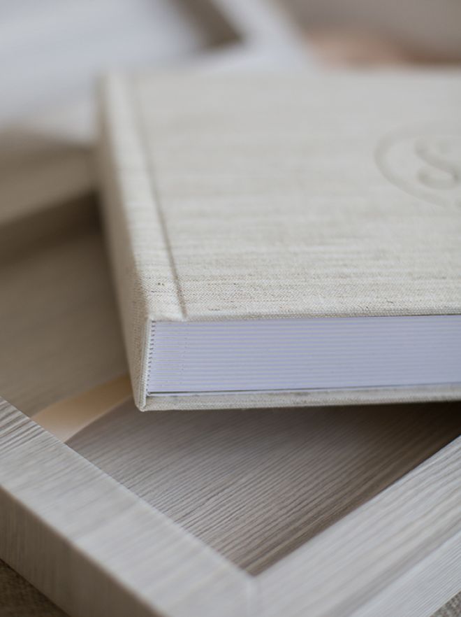 Le Young Book